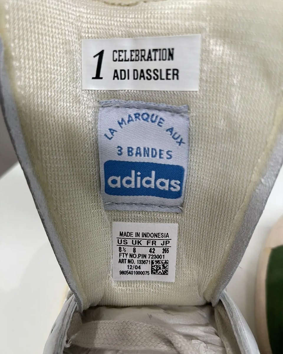 adidas gazelle silver green womens Superstar Ii Brown Snakeskin – Black Box