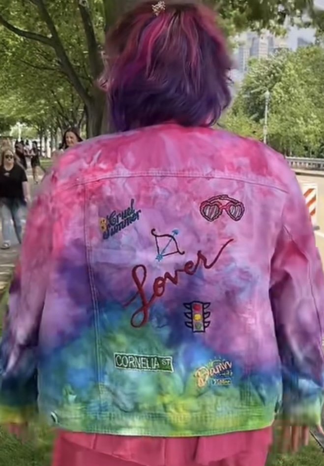 Ashley 💜 tweet media