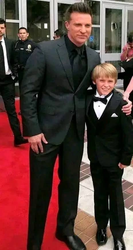 It's real
Congratulations
to me fans I just signed a new
2025 contract with the general hospital
Only my real fans will say 🎉