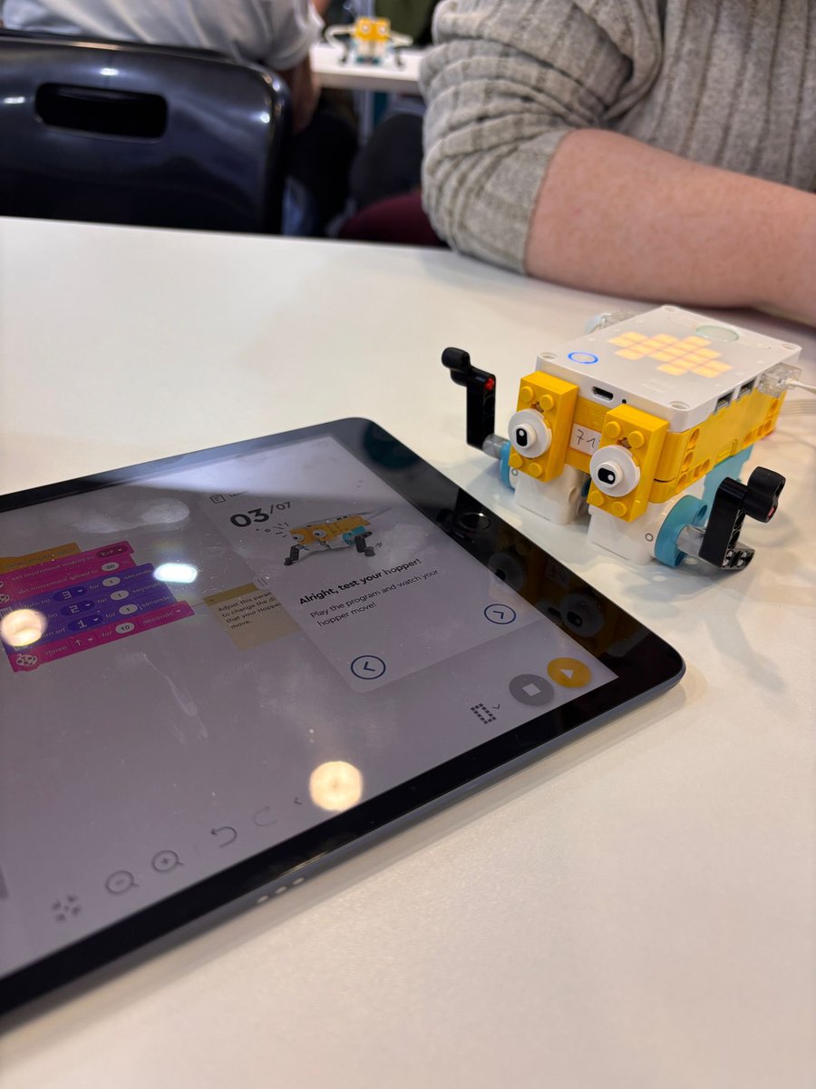 ChristallaJ's tweet image. Guess who’s @Bett_show today?We are looking for ways to further reduce #teacherworkload with AI &also looking at robotics ~bringing coding to life. Meet one of our @LDBSLAT #EHTs and our #ComputingLead 🩵