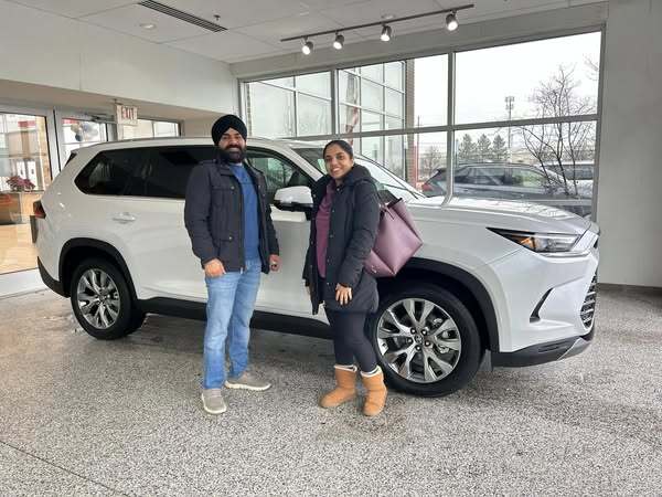 victorycanton's tweet photo. Karanpreet, congratulations on your Grand Highlander hybrid! Enjoy all that space, the smooth drive and that fantastic gas mileage. Thank you for your business and may you always have safe travels! https://t.co/n3xoIdHjl4