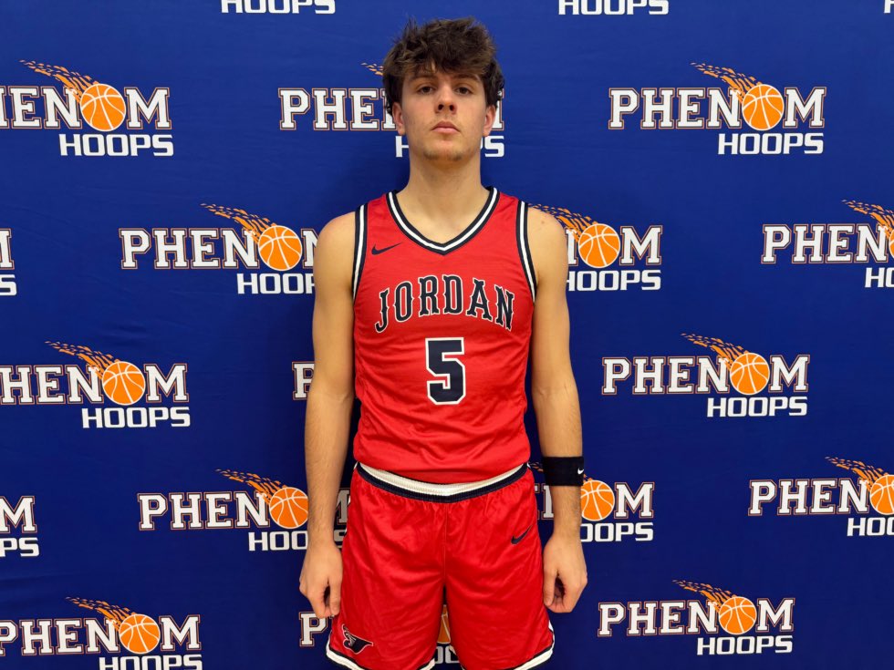 Jordan’s Balance Leading to Success

READ ||: phenomhoopreport.com/jordans-balanc… #PhenomHoops