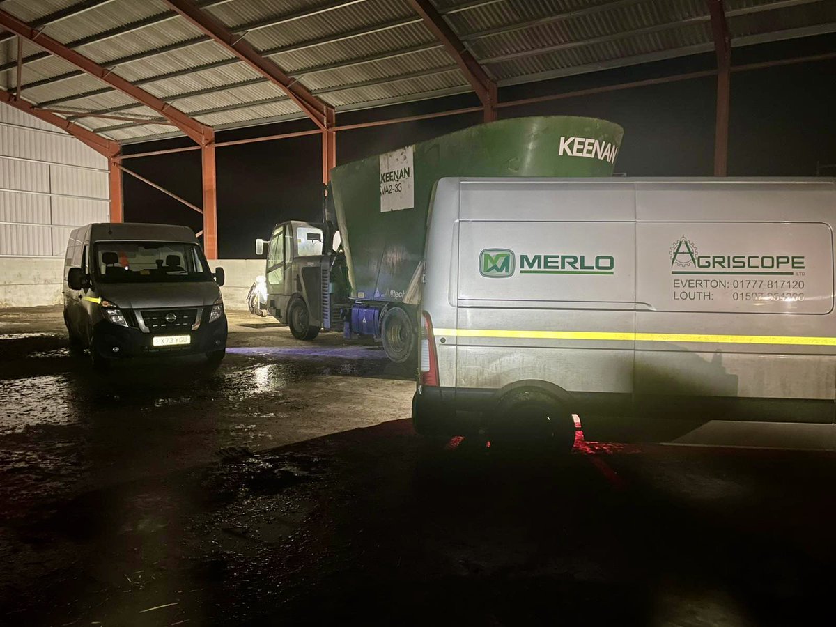 Agriscopeltd's tweet photo. The team were recently out on a late night job replacing a DPF filter on a Keenan feeder wagon.
#agriscope #serviceteam https://t.co/l6HdmYCBiM