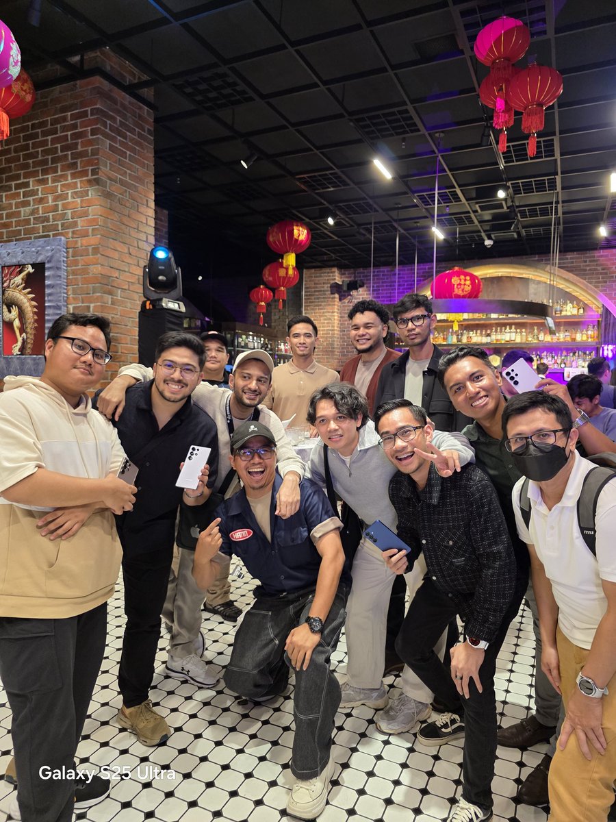amadzahry's tweet image. Samsung Galaxy S25 Series Launch Malaysia #Galaxyai #samsungunpacked #galaxyunpacked #galaxys25series #AItothesky