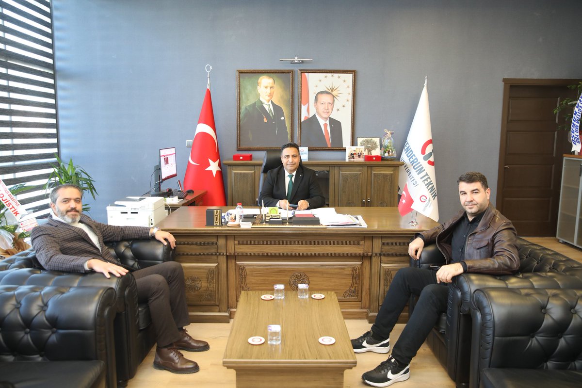Adana ve Belen İlçesinde görev yapan Sağlık Bakanlığı personellerinden Hüseyin DURGUN ve Muhammet Emin EZER, Rektörümüz Prof. Dr. Mehmet DURUEL'e hayırlı olsun ziyaretinde bulundu. +