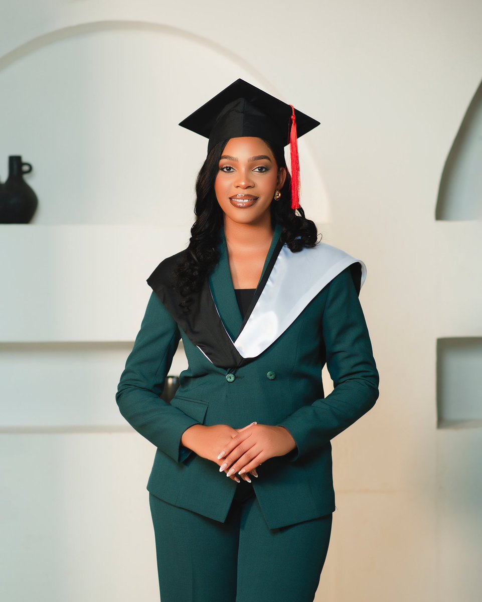 DripSuits's tweet image. Tailored to perfection for @Mutesiirene256