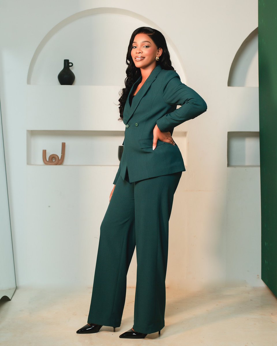 DripSuits's tweet image. Tailored to perfection for @Mutesiirene256