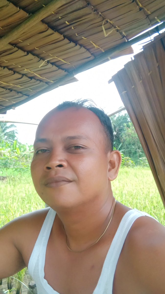d_dhownny's tweet photo. Ada gak sih yg serius mau biayain hidup ku ...#sugardeddy. https://t.co/rSFnYPMmj6