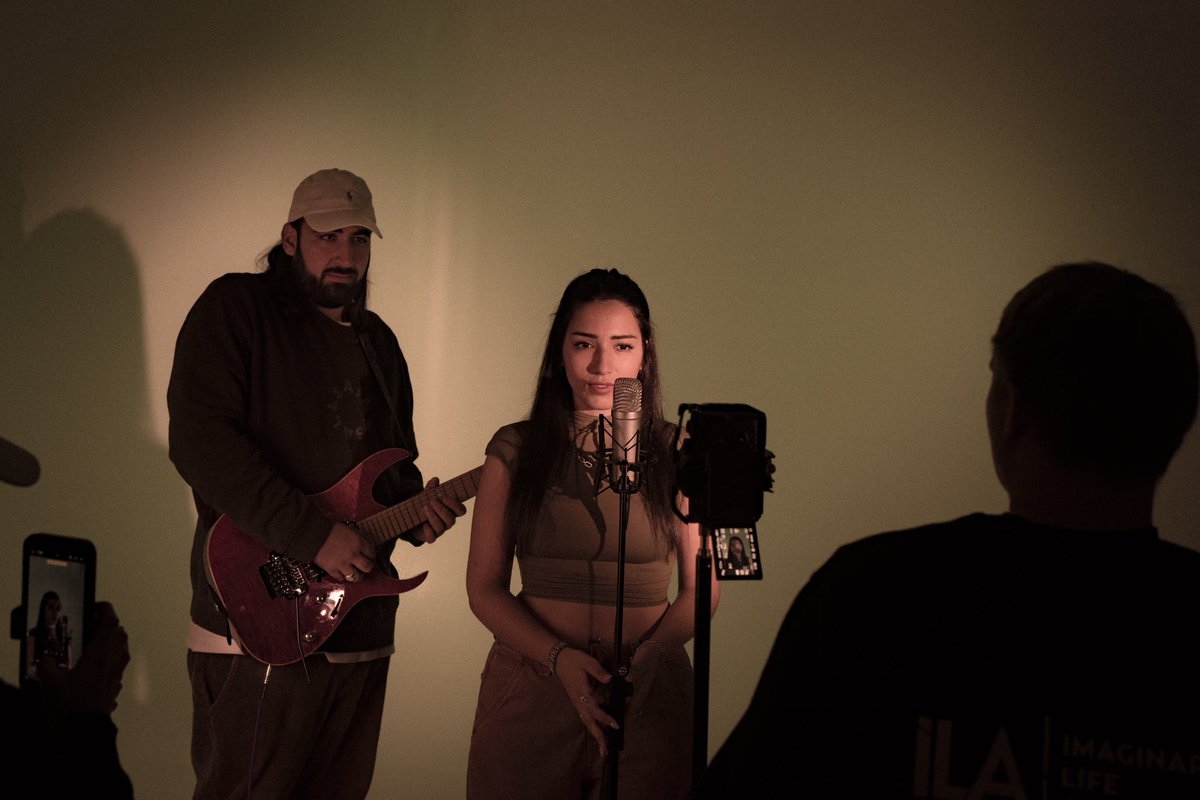 dija_kad's tweet photo. On set 🎬
Limitless Medley #5 - Lil Nas x / Imagine Dragons 
@TheFacette 🎸
#NewMusic https://t.co/gMQ0lG3AHt