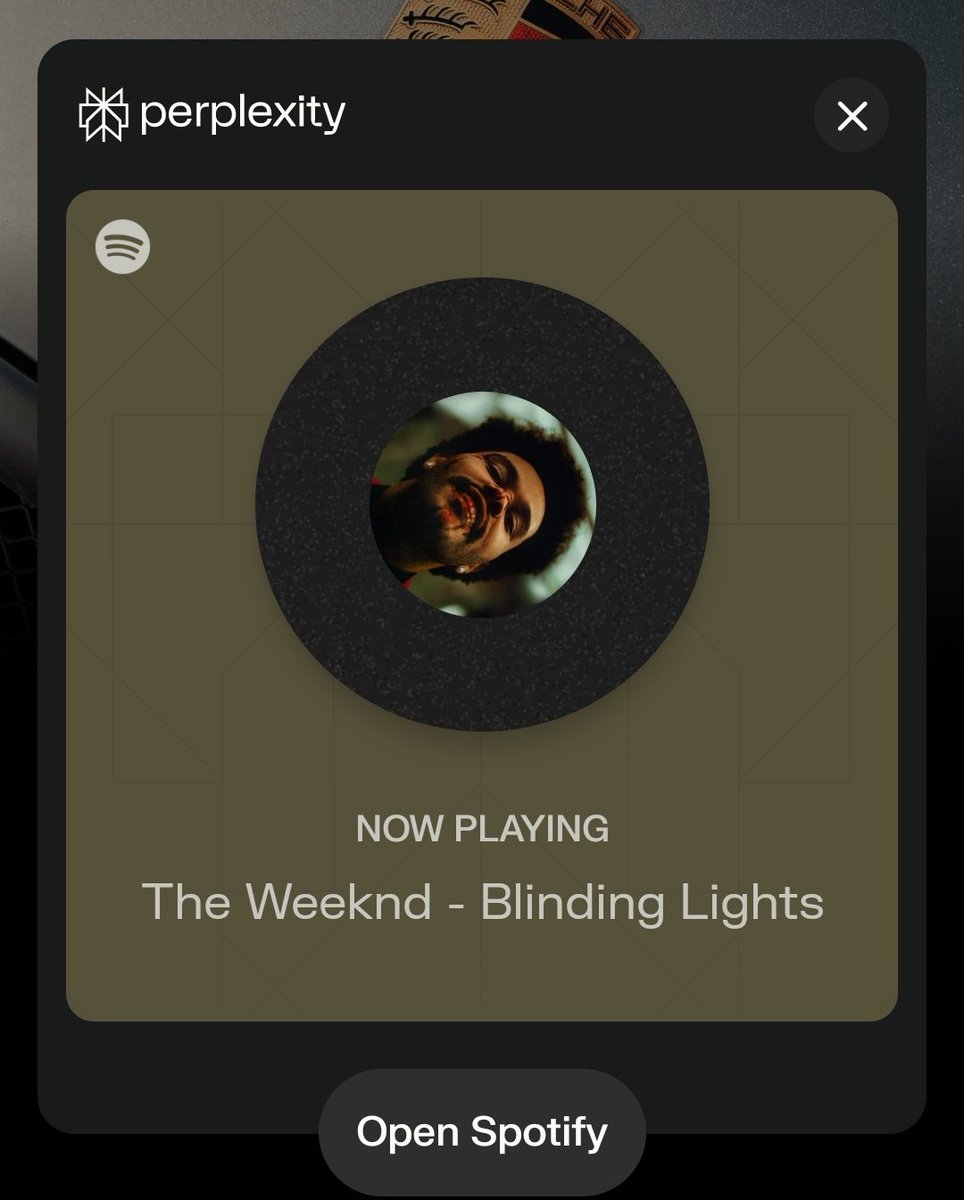 The UI looks very cool and fresh in the perplexity assistant feature. <a href="/AravSrinivas/">Aravind Srinivas</a>