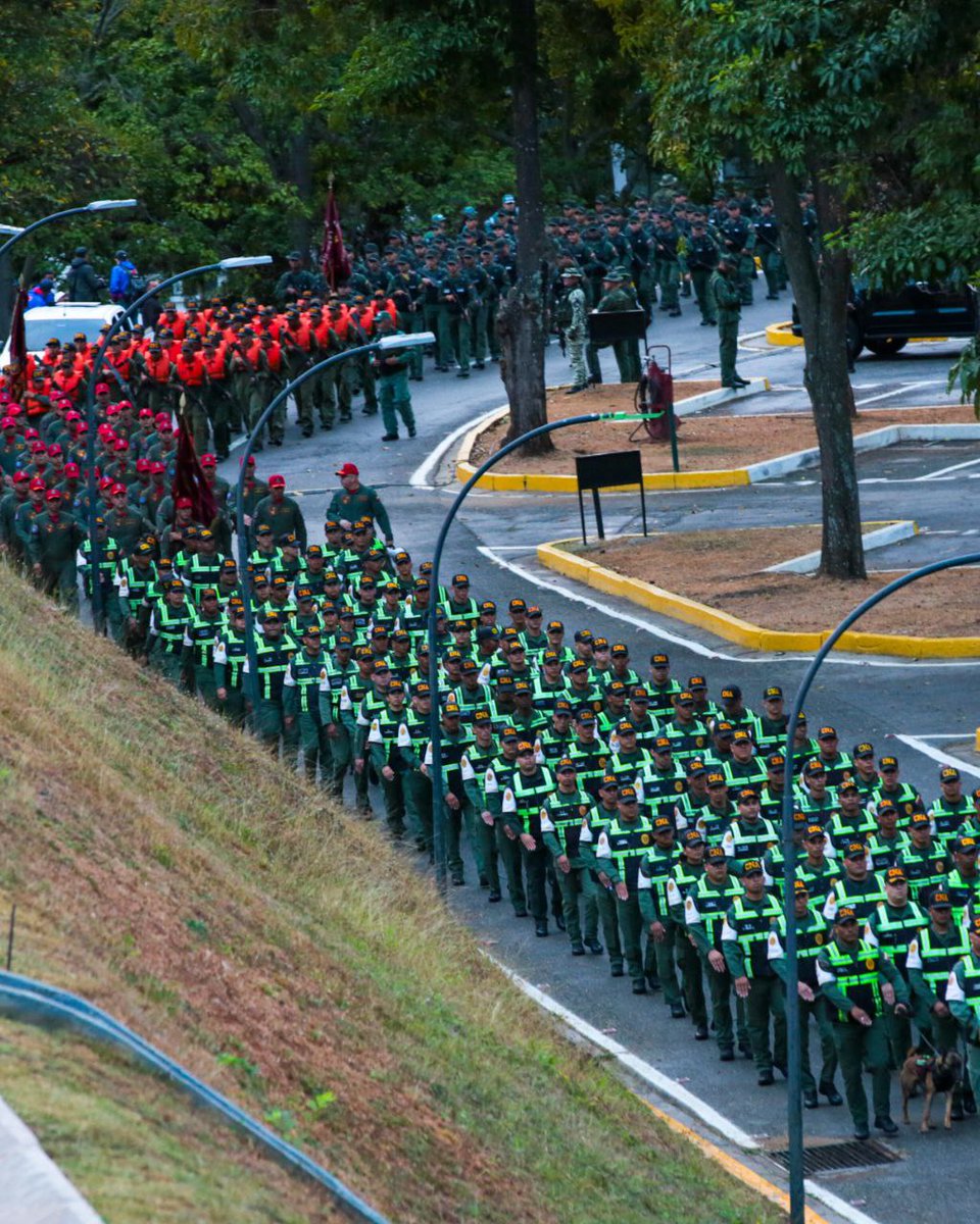 Dimos inicio al primer Ejercicio Popular, Militar y Policial "Escudo Bolivariano 2025" para garantizar la Paz, la libertad y la democracia verdadera en poderosa fusión.

✔️ Activamos la ODDI Nacional, en todos los estados, municipios y parroquias, y debe llegar a los circuitos