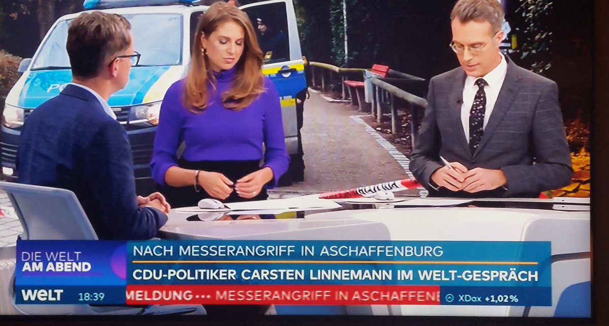 GRIT0815's tweet photo. #Linnemann #CDU
im WELT- Studio:
Als es um das Merz-Programm ging, wird nur über die SPD gefaselt, die ja verantwortlich  für die Dramen ist.

WARUM fragt man nicht direkt nach, weshalb man es nicht nächste Woche im BT, mit der AfD beschließt?
#Asyl #offeneBrief #Luschen https://t.co/oyk0BJqPNi