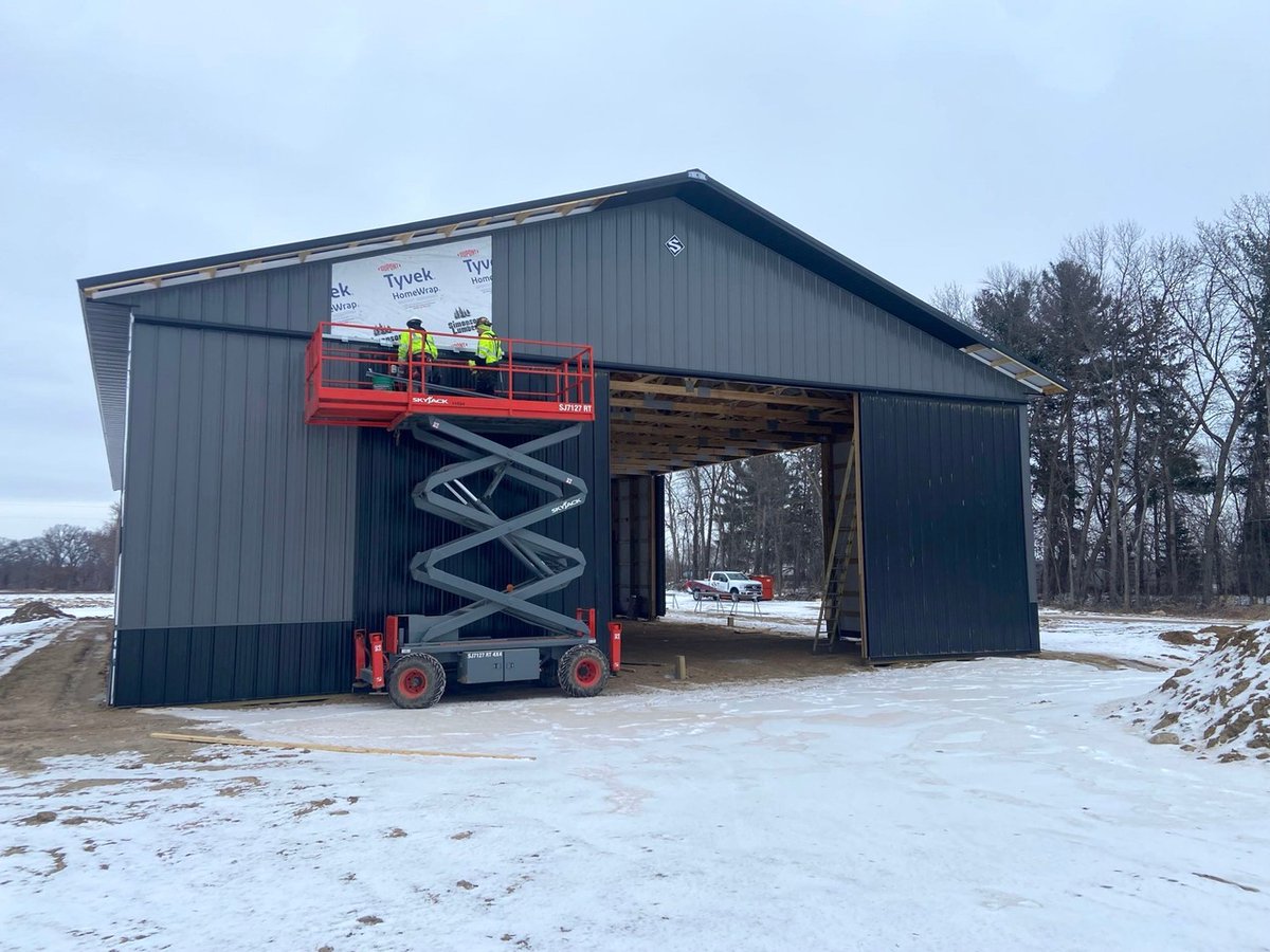 StructuralBuil1's tweet photo. Progress Update!
Steel is going up on this massive 60x120x80 Agricultural Storage Building in Zimmerman, MN! 

#SteelStrong #AgriculturalBuilding #StructuralBuildings #PostFrameConstruction #ZimmermanMN #BuiltToLast #ColdStorageSolutions https://t.co/SpM2AaEJ81