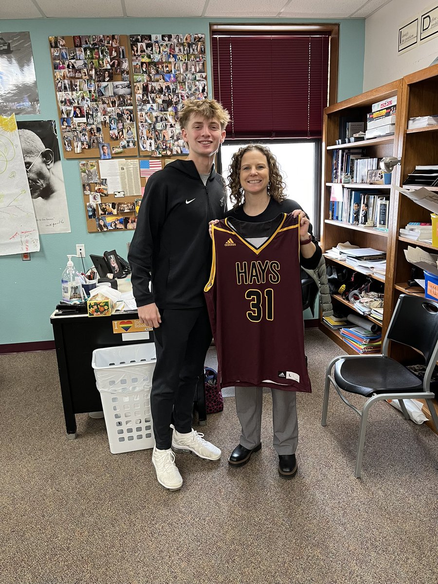 HaysHoops's tweet photo. This week’s @hays489 #EducatorOfTheWeek is Mrs. Gillan! (2 time champion) Thank you for your support and all you do for Hays High. https://t.co/ST19SMkOle