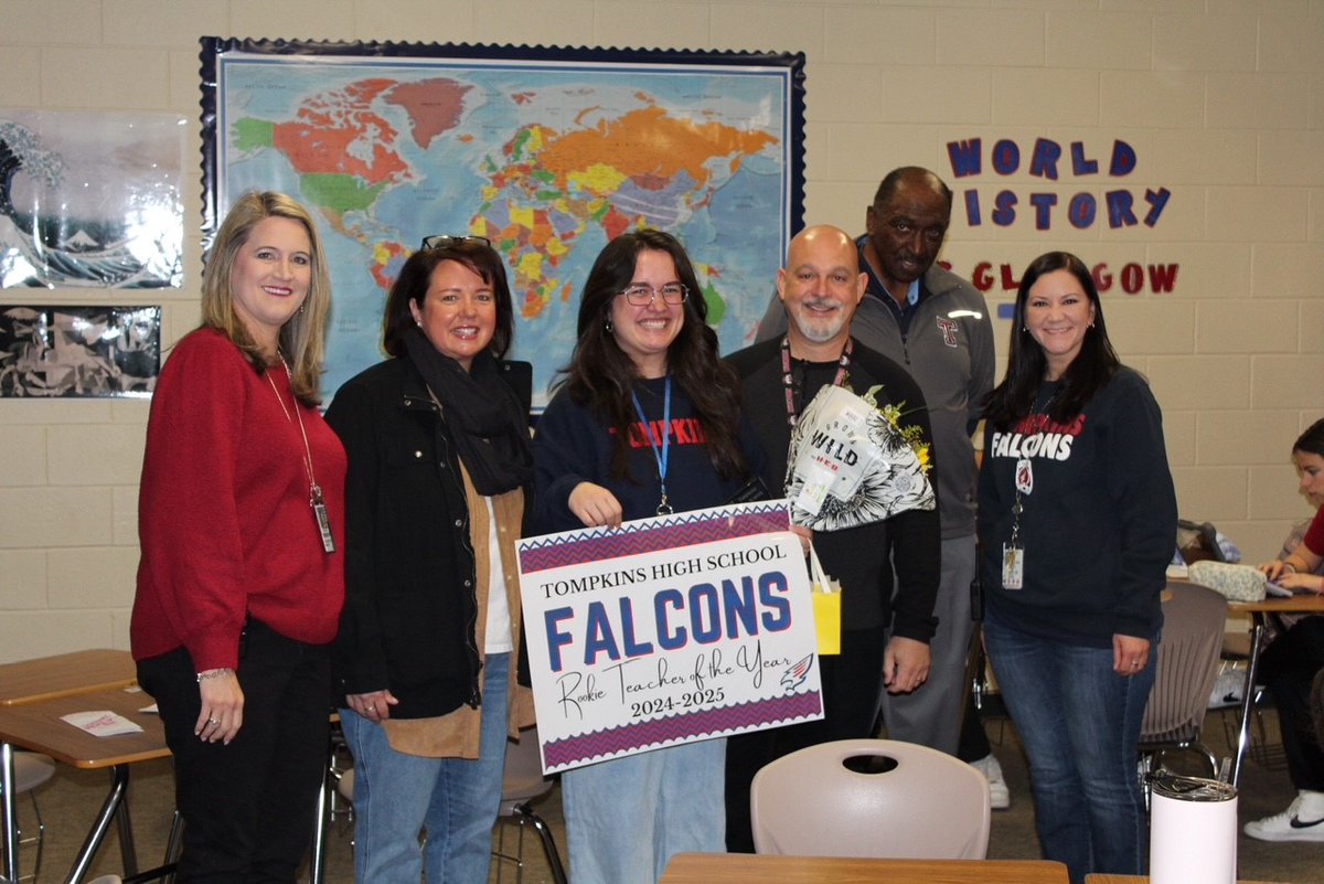 Ms.  Hannah Glasgow is our Rookie Teacher of the Year!  Her smile is infectious!  Congratulations!

#tfw #fp1440

<a href="/katyisd/">Katy ISD</a>
