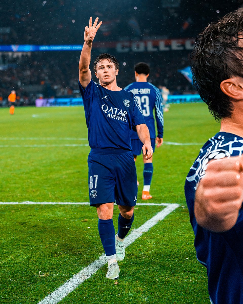 PSG_inside's tweet image. Une performance 🔝🔝🔝🔝🔝🔝🔝🔝🔝

#PSGMCI I #UCL