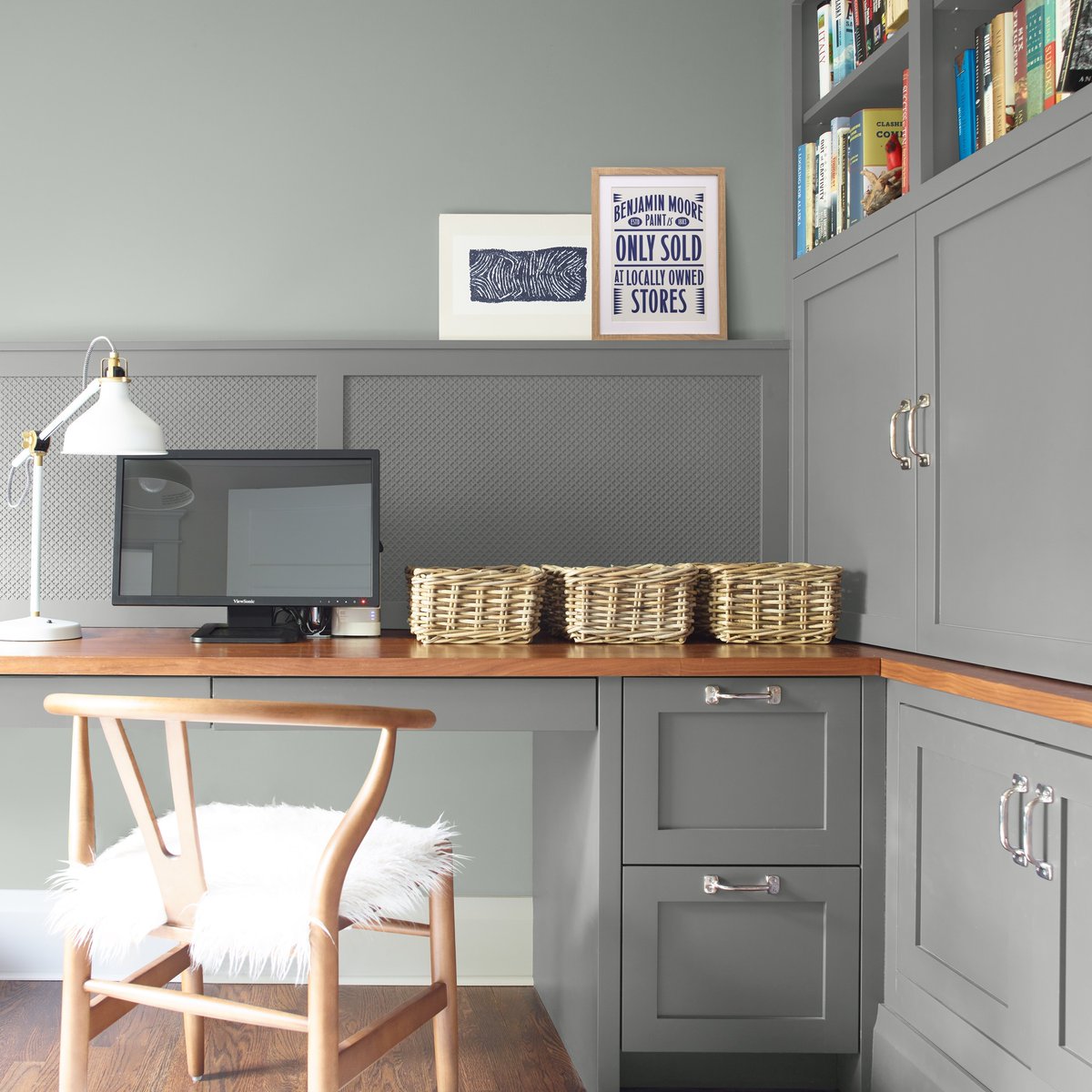 MerrittsAce's tweet image. Looking for premium-quality paints that will stand the test of time? We've got you! Bring your vision to life with Benjamin Moore Paint! With a wide range of colors and finishes, you're sure to find the perfect fit at Merritt's Ace Hardware. 🌈🎨 #paintselection...