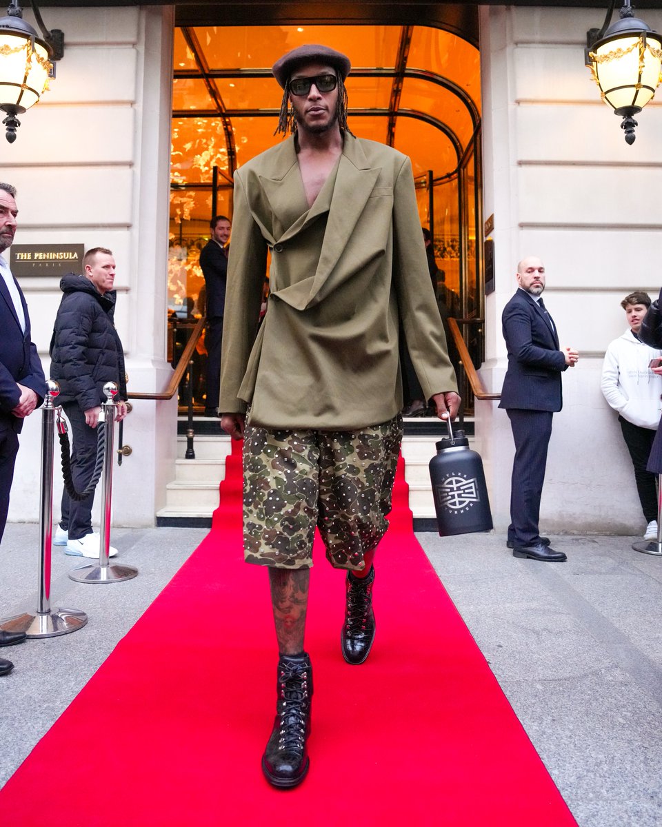 Pacers's tweet image. a moment for the Myles Turner fit 👏