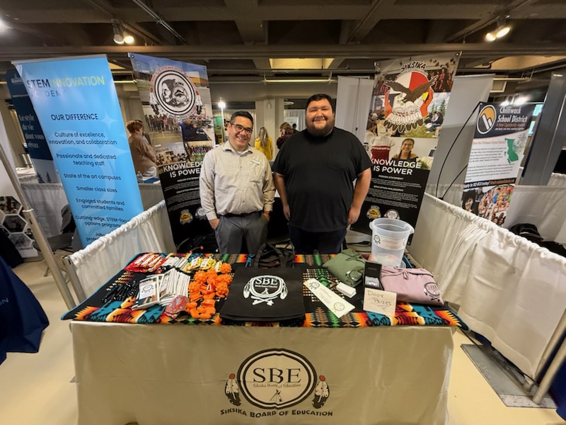siksikaedu's tweet photo. Our superintendent, Christopher Scout, and our board chair, Carlin Black Rabbit, are representing Siksika Board of Education today at the @UCalgary Education Career Fair. Feel free to stop by and say Oki/Hello! https://t.co/5cgi00j79I