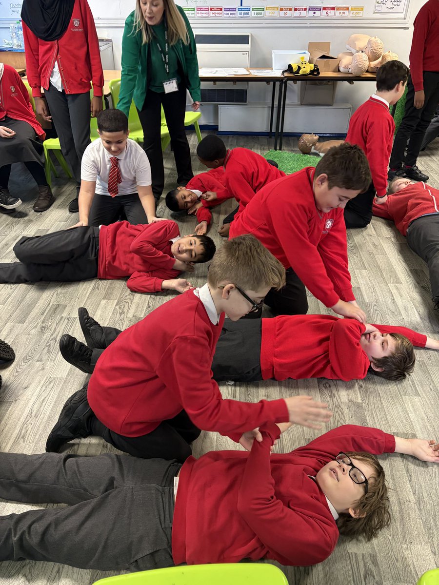 Mrs Bradley tweet media