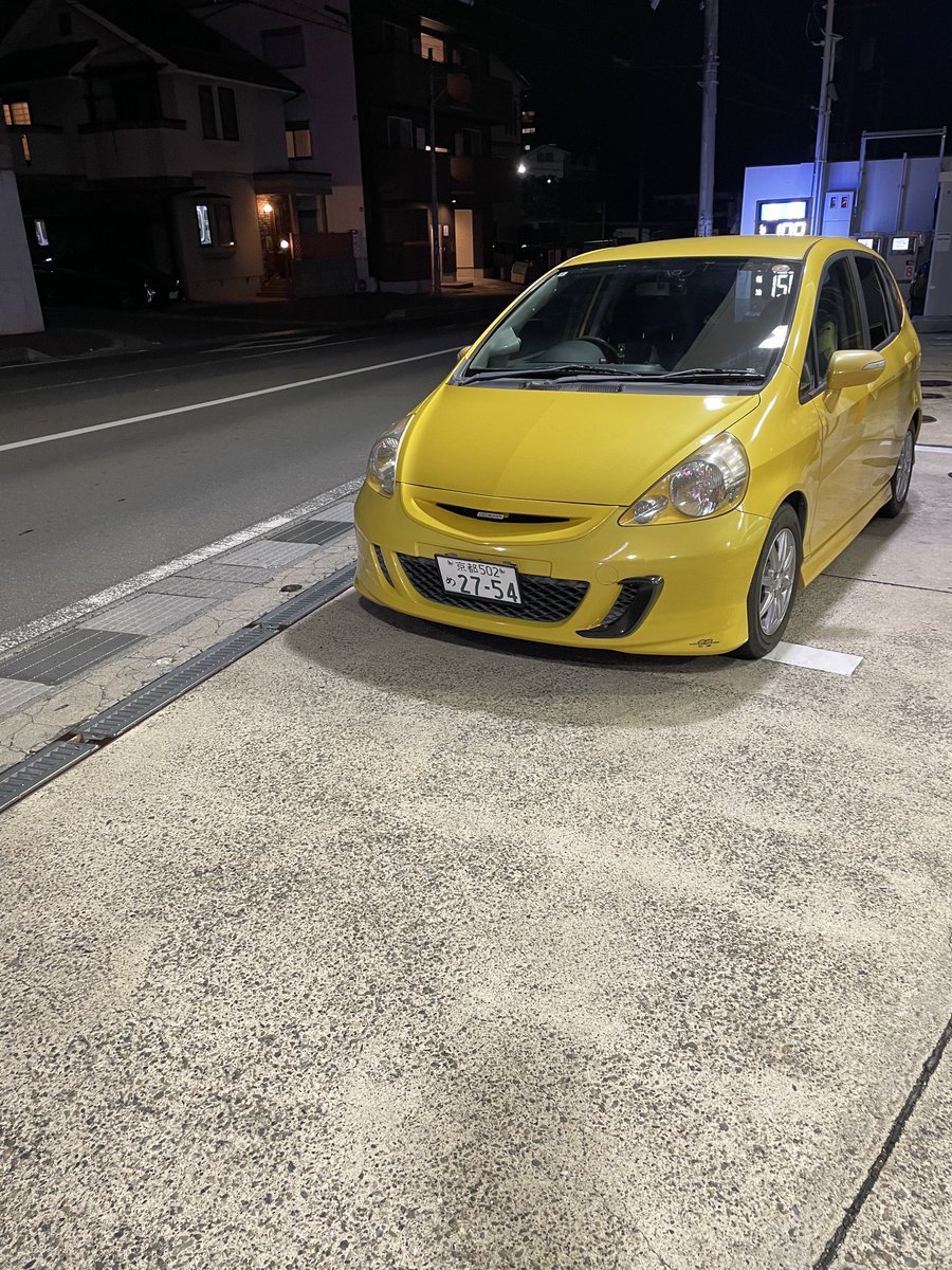 車検から上がってきた！
フィット君これからも末長くよろしく笑