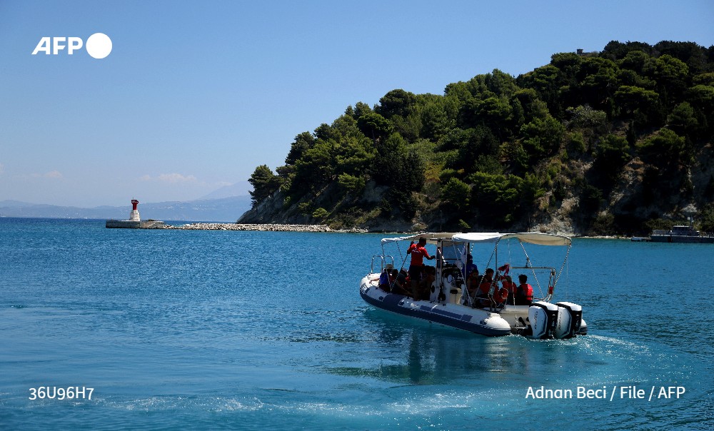 AFP's tweet image. Albanian authorities will fast-track a luxury real estate project backed by President-elect Donald Trump's son-in-law Jared Kushner on an uninhabited island off the country's coast, according to an official document ➡️ u.afp.com/5vVc