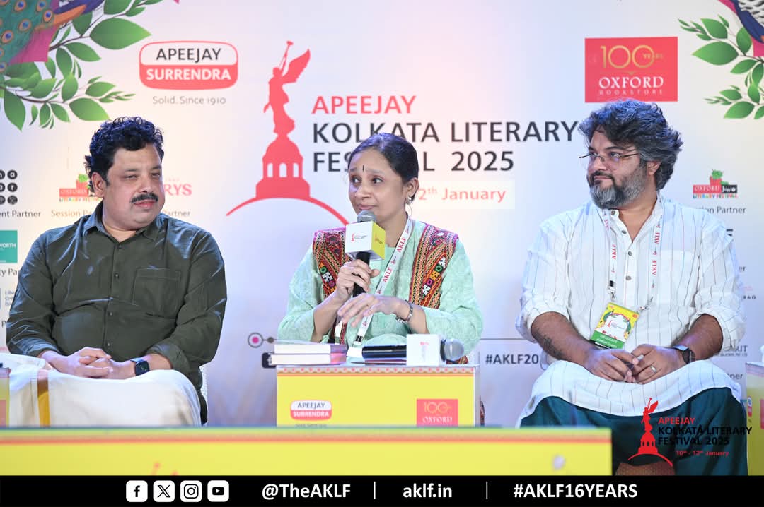 lmaitra's tweet photo. At the recent AKLF (Apeejay Lit Fest Kolkata)in conversation with Anand Nilekantan (who wrote the Bahubali and other stories) and , Akshat Gupta, Anuja Chndramouli and Priyanka Kaintura https://t.co/qdv6WUAovz