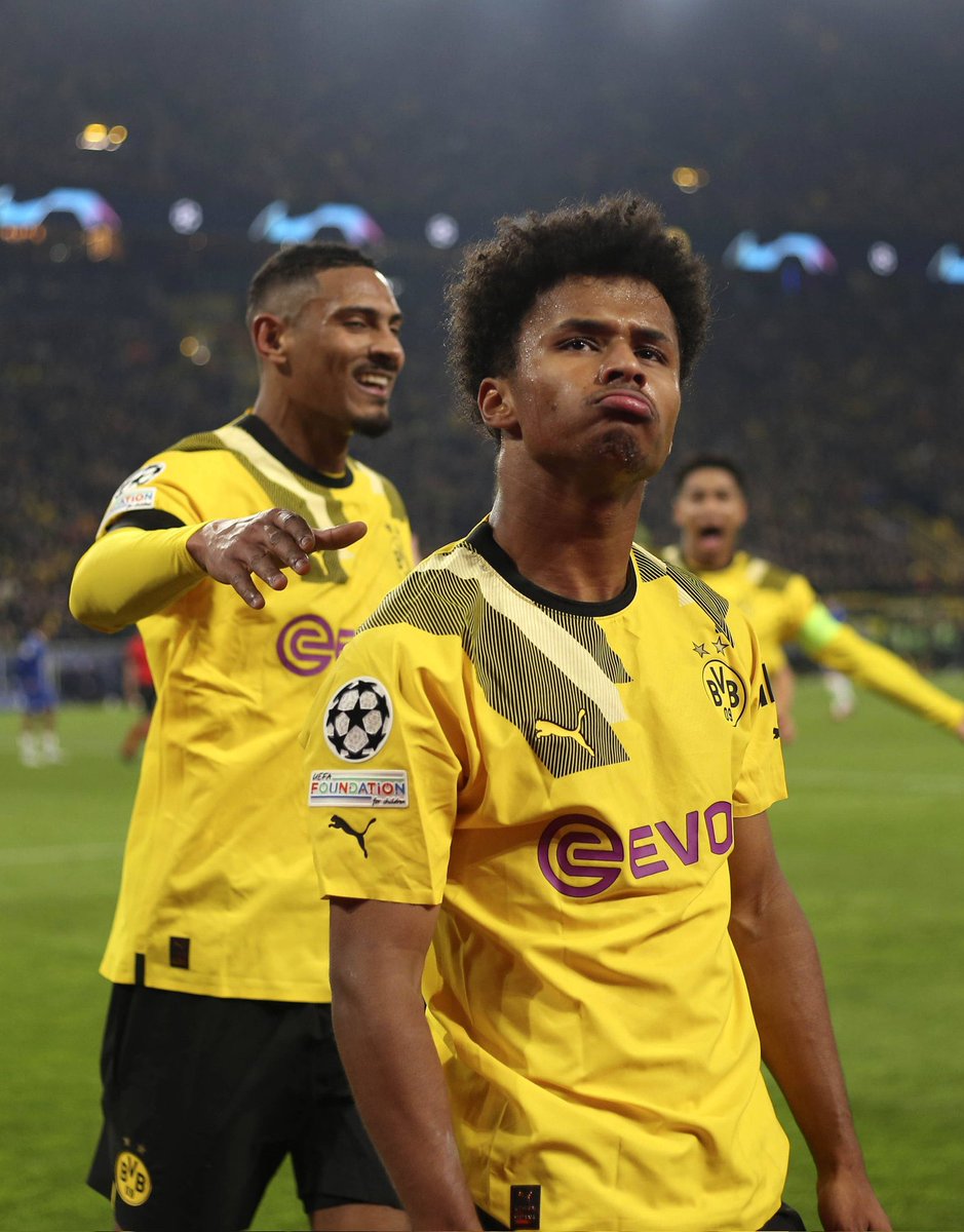 ChelsTransfer's tweet image. Chelsea are in talks to sign Karim Adeyemi from Borussia Dortmund in summer. (via @cfbayern)