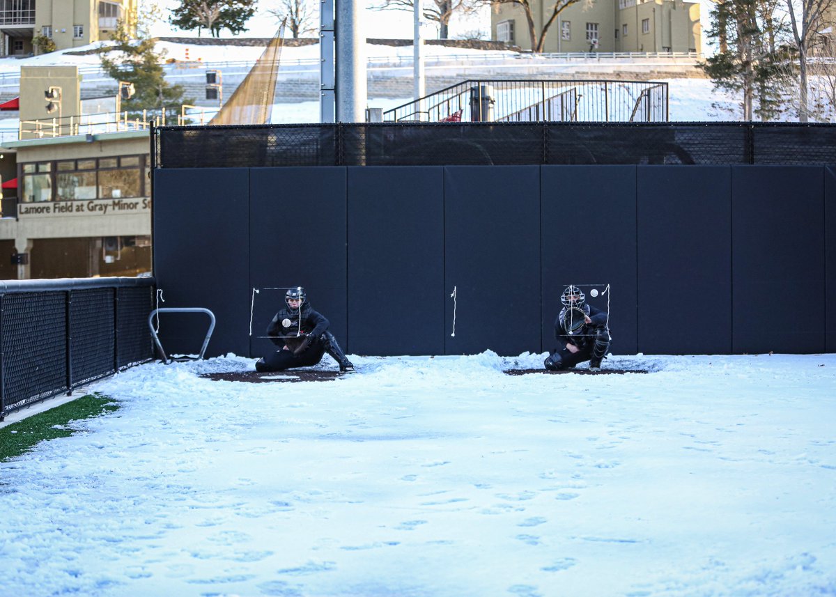 VMI Baseball tweet media