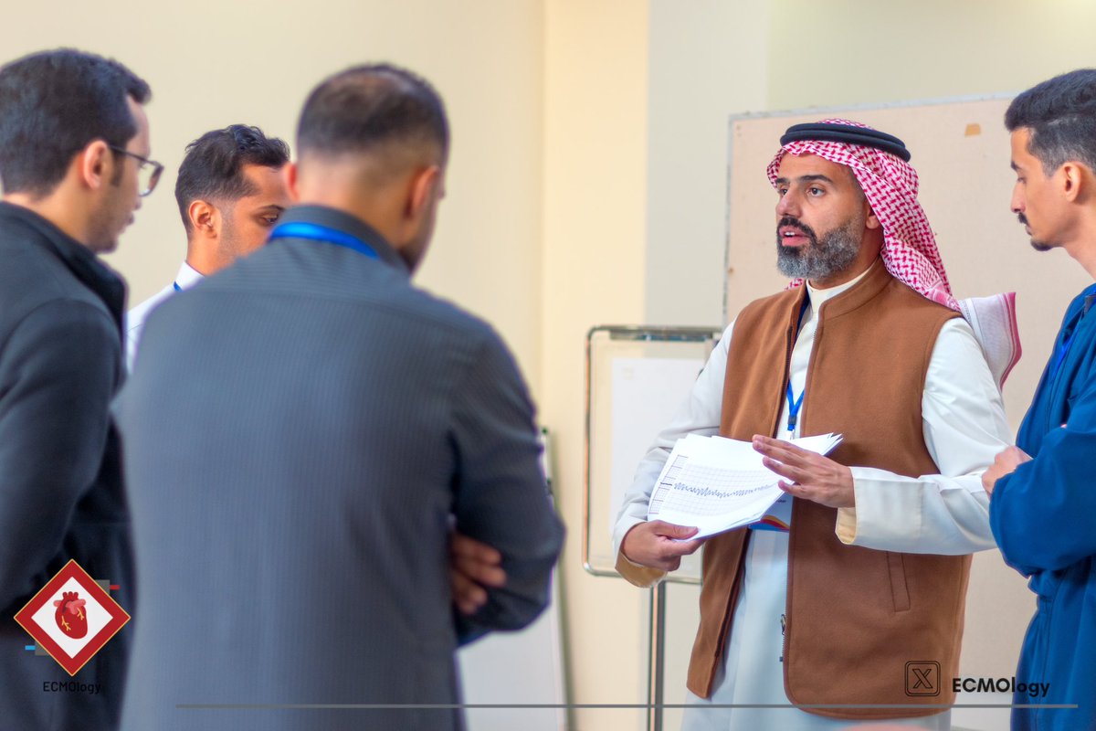 Dr. Hesham Faisal and Dr. Moayad Alkhlewi led the third practical session with engaging E-CPR Mega-Code scenarios, focusing on teamwork, precision, and decision-making under pressure!🚨

#ECPR #CodeToCircuit