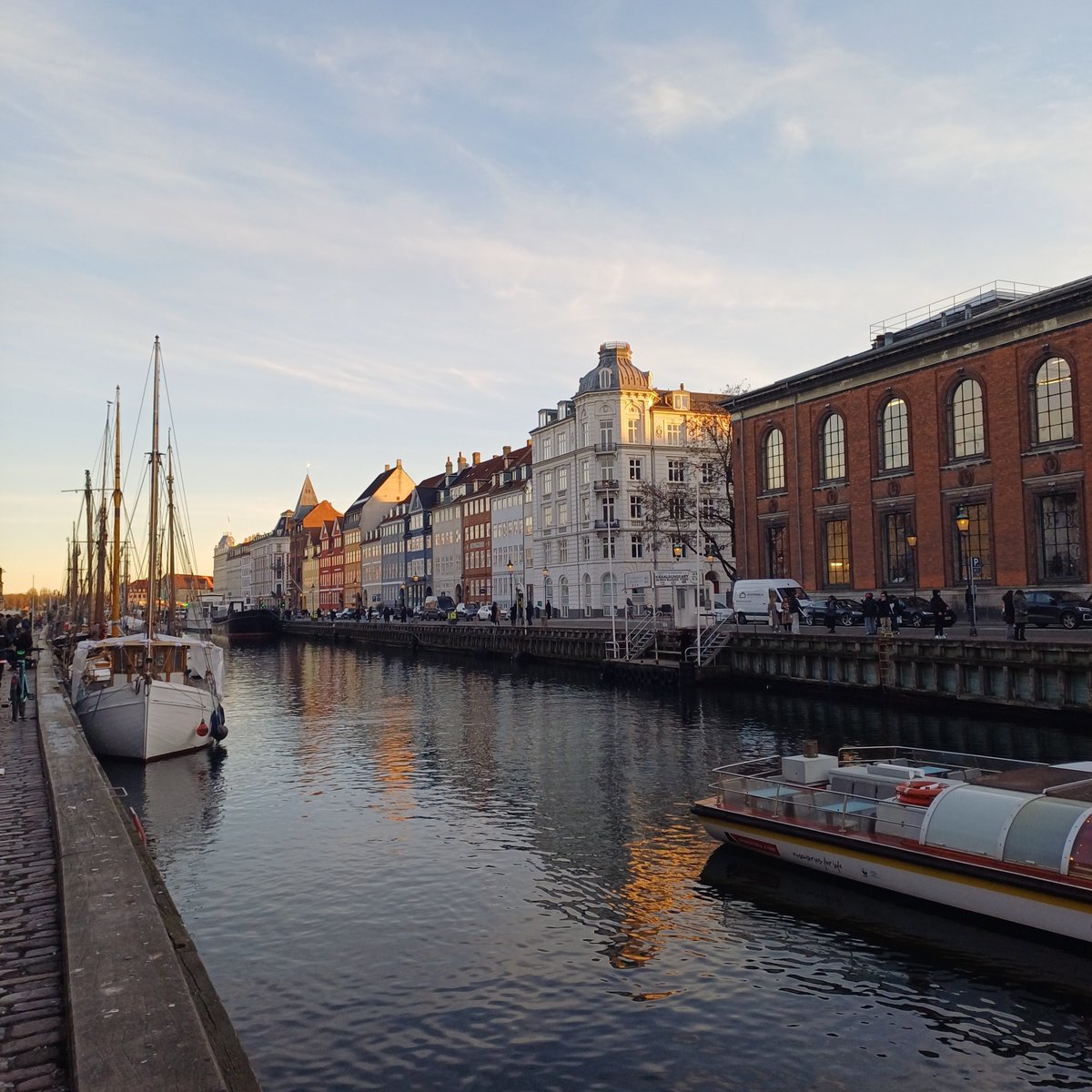 Carlos Martínez tweet media