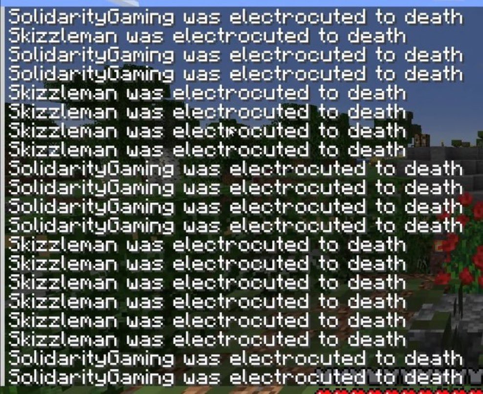 axolotloli's tweet image. me checking the group chat after being inactive for a few hours