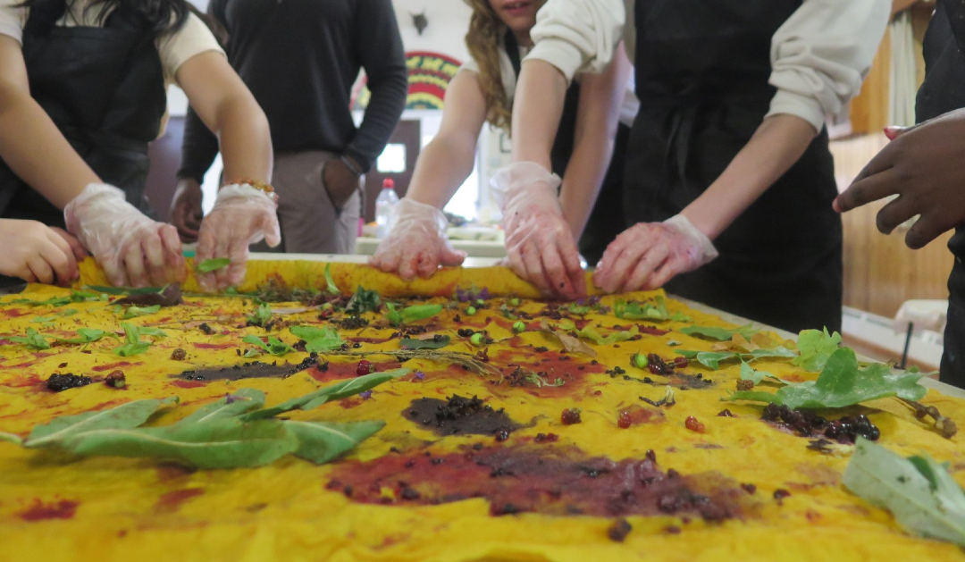 createcharity's tweet image. #ThrowbackThursday

A walk down memory lane to brighten up your days! 🌞 This wonderful natural dyeing project was part of our inspired:arts programme two Summers ago! 🌈

#PeopleNeedToCreate #AccessibleArts