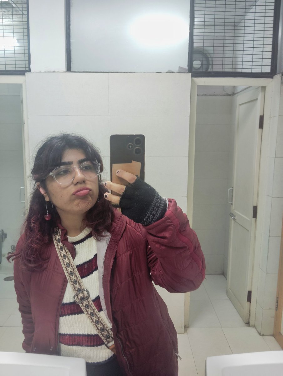 fruitchaaat's tweet image. cherries in my ears so #fruity