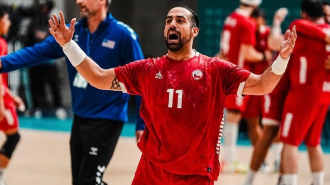 Cooperativa's tweet photo. ¿Cuándo y dónde ver el debut de Chile ante España en el Mundial de Balonmano? #CooperativaContigo https://t.co/ty4uj3wtFV https://t.co/caayzMQwAP