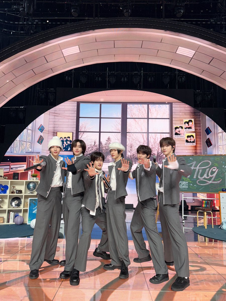 RIIZE_official's tweet image. 🧡🫂🧡

#Hug #RIIZE_Hug
#SMTOWN #SM_30thAnniversary
#SMTOWN2025 #SMCU
#RIIZE #라이즈