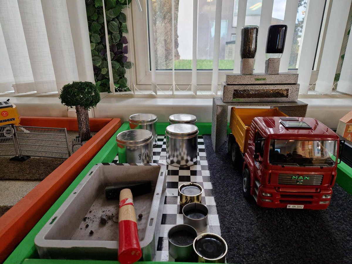 MCS_Logiciel's tweet image. Dernière ligne droite pour Colas avant la mise en production de notre logiciel ! 🇨🇭Chez MCS, notre équipe vous accompagne tout au long de l&apos;implémentation pour adapter le logiciel à votre activité de #location. 
 
Réservez votre démo : eu1.hubs.ly/H0fWbGC0