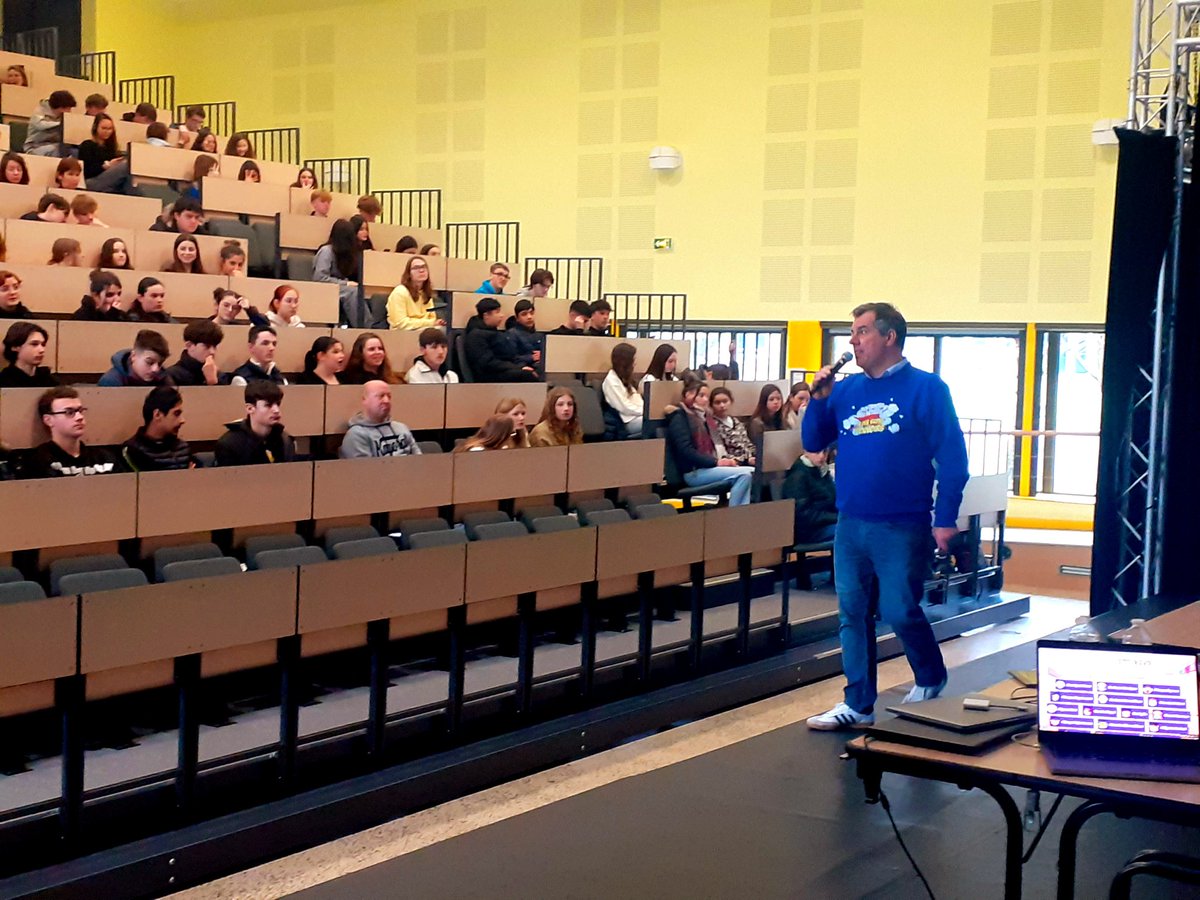 Prévention contre le cyberharcelement 
#lyceeledantec #lannion #campusdesmetierslannion #bienvivreaulycee