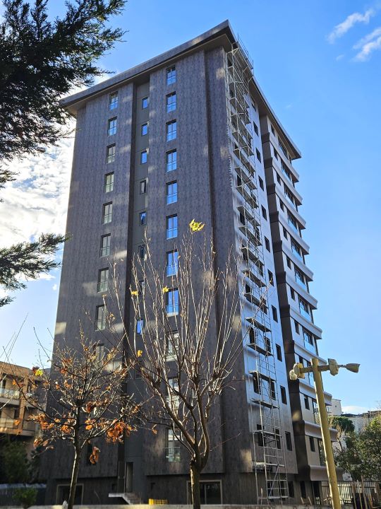 pruvayapi's tweet image. Şişik İnşaat kentsel dönüşüm projesi, Suadiye sahil  Güler Apartmanı şantiyesi tamamlanmak üzere… pruvayapi.com/projeler
#resopal #facade #exterior #ventilatedfaçade #dışcephekaplama #dışcephe #kompaktlaminatcephe instagram.com/pruvayapi/