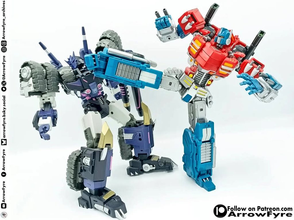 ArrowFyre's tweet photo. Pow, right in the kisser!
MMC Kultur & Optus Prominion 📸
#TRANSFORMERS #MMC #mastermindcreations #IDW #WarWithin #DJD #Tarn #OptusPexus #OrionPax #OptimusPrime #decepticonjusticedivision #toyphotography https://t.co/ogb3E6j3nW