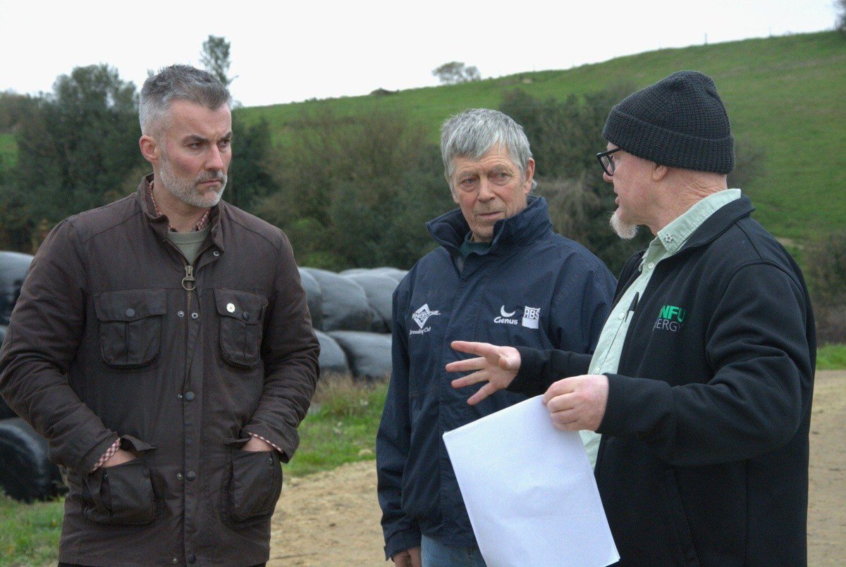 Thank you for tuning in to Farming Outlook 📻

As the second pilot comes to an end, our host talks us through its success and interviews some of those who made it happen. 

Catch up on this final episode now and listen back here: eu1.hubs.ly/H0fysD00