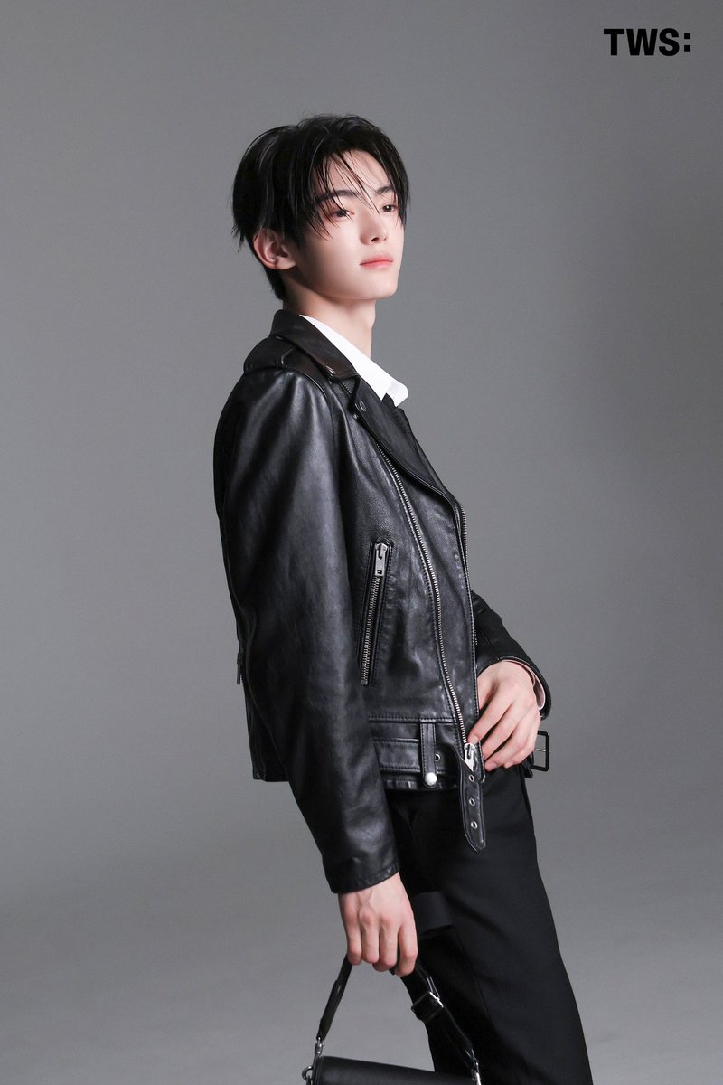 TWS_PLEDIS's tweet photo. TWS (투어스) ‘Harper's Bazaar’ Photo Sketch

https://t.co/yASoJMRo3E

#TWS #투어스 #247WithUs https://t.co/34KJaKkE7W