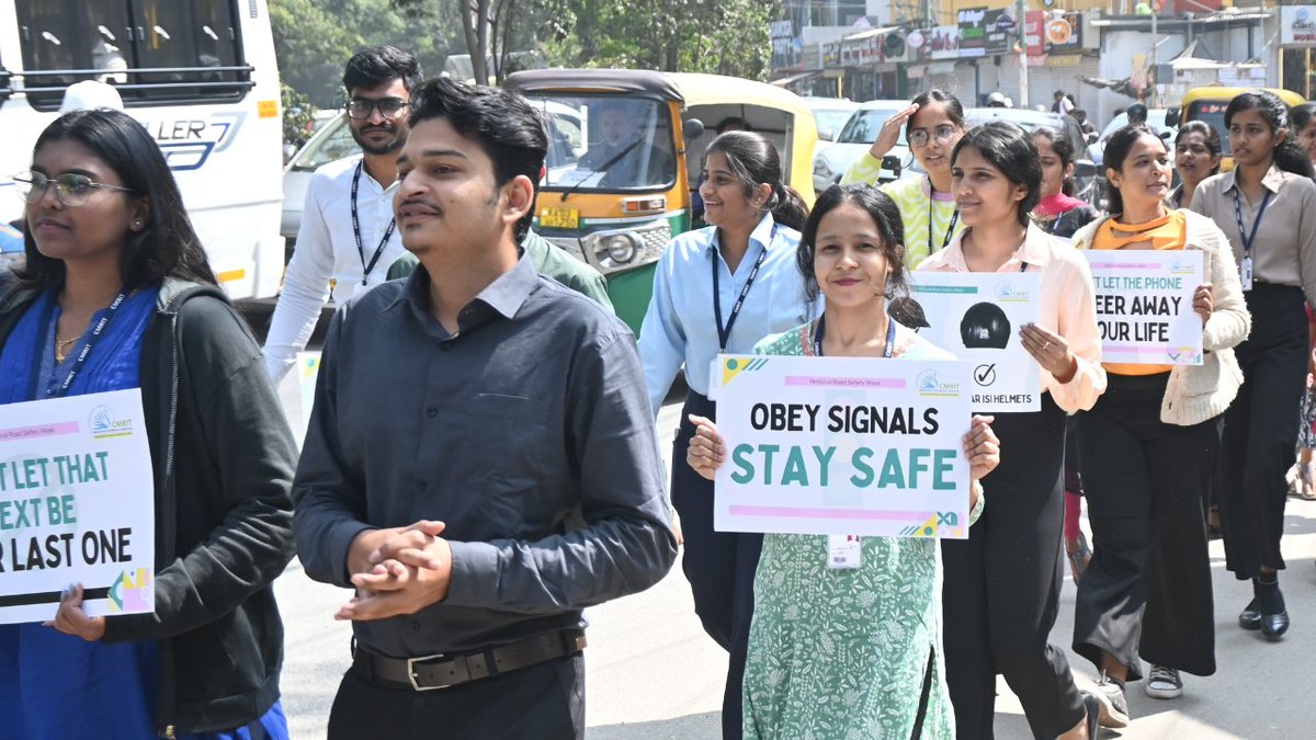 Students of CMR University and CMR Institute of Technology organized 'Traffic Awareness Program' for National Road Safety Week 2025

Visit our website: cmr.edu.in

#TrafficAwareness #RoadSafetyWeek2025 #CMRUniversity #BengaluruTrafficPolice