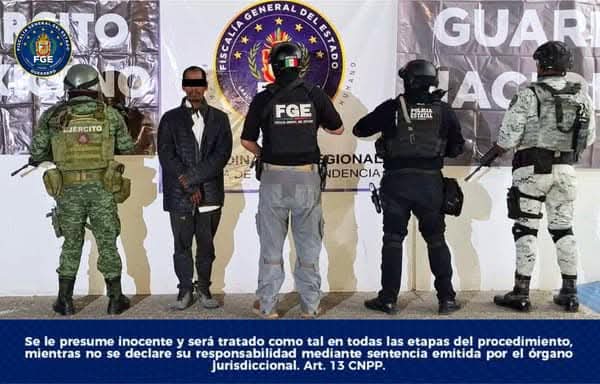 HRS4NTOS's tweet photo. #FGE #Guerrero de detiene a Silvestre “N” por h0micid!o en #Iguala, gracias a la coordinación con #SEDENA, #GN y #SSPGro
La detención se realizó sobre la carretera Tuxpan-Iguala, aproximadamente a 50 metros del hotel “El Lago” de dicho municipio. https://t.co/leSUGXn6uL
