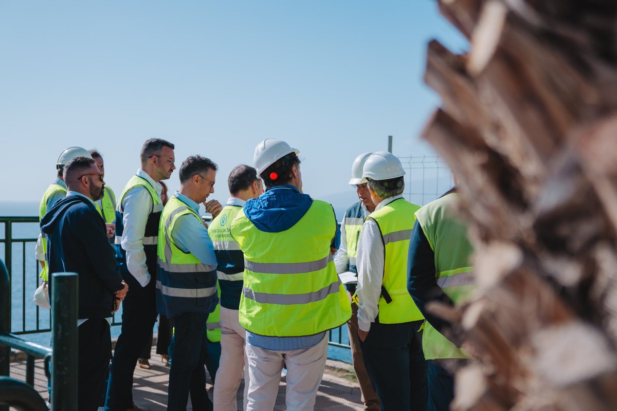 EMMASA (@emmasa_) on Twitter photo Seguimos avanzando en el Plan Vertido Cero mano a mano con 🤝 <a href="/santacruz_ayto/">Ayuntamiento de Santa Cruz de Tenerife</a>.
Esta vez, visitamos la obra de la 📍EBAR de Acorán, que permitirá canalizar las 💧 aguas residuales en el <a href="/DisSuroeste/">Distrito Suroeste</a> hasta la EDAR Buenos Aires. Seguimos avanzando en el Plan Vertido Cero mano a mano con 🤝 <a href="/santacruz_ayto/">Ayuntamiento de Santa Cruz de Tenerife</a>.
Esta vez, visitamos la obra de la 📍EBAR de Acorán, que permitirá canalizar las 💧 aguas residuales en el <a href="/DisSuroeste/">Distrito Suroeste</a> hasta la EDAR Buenos Aires.