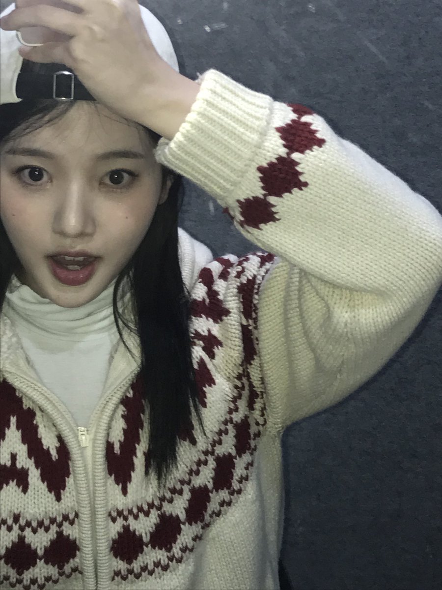 Weeekly (위클리) tweet media