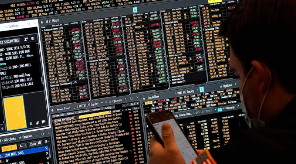 Avis de brokers sur UCB, Kinepolis et Eurocommercial | Des "shorteurs" se renforcent en Cofinimmo et Melexis | Nyxoah en forme (+Briefing) lecho.be/les-marches/ac…