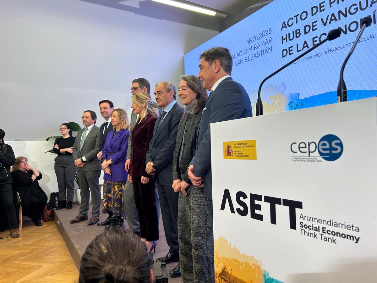 KoopKontseilua's tweet photo. Un placer asistir hoy en Donostia a la presentación del Hub de vanguardia de #EconomíaSocial junto a @empleogob, @CEPES2, @esMONDRAGON, @Yolanda_Diaz, @Konfekoop, entre otros agentes.

#ASETTSocialEconomy  #ArizmendiarrietaSocialEconomyThinkTank https://t.co/cEUAKbMUQV