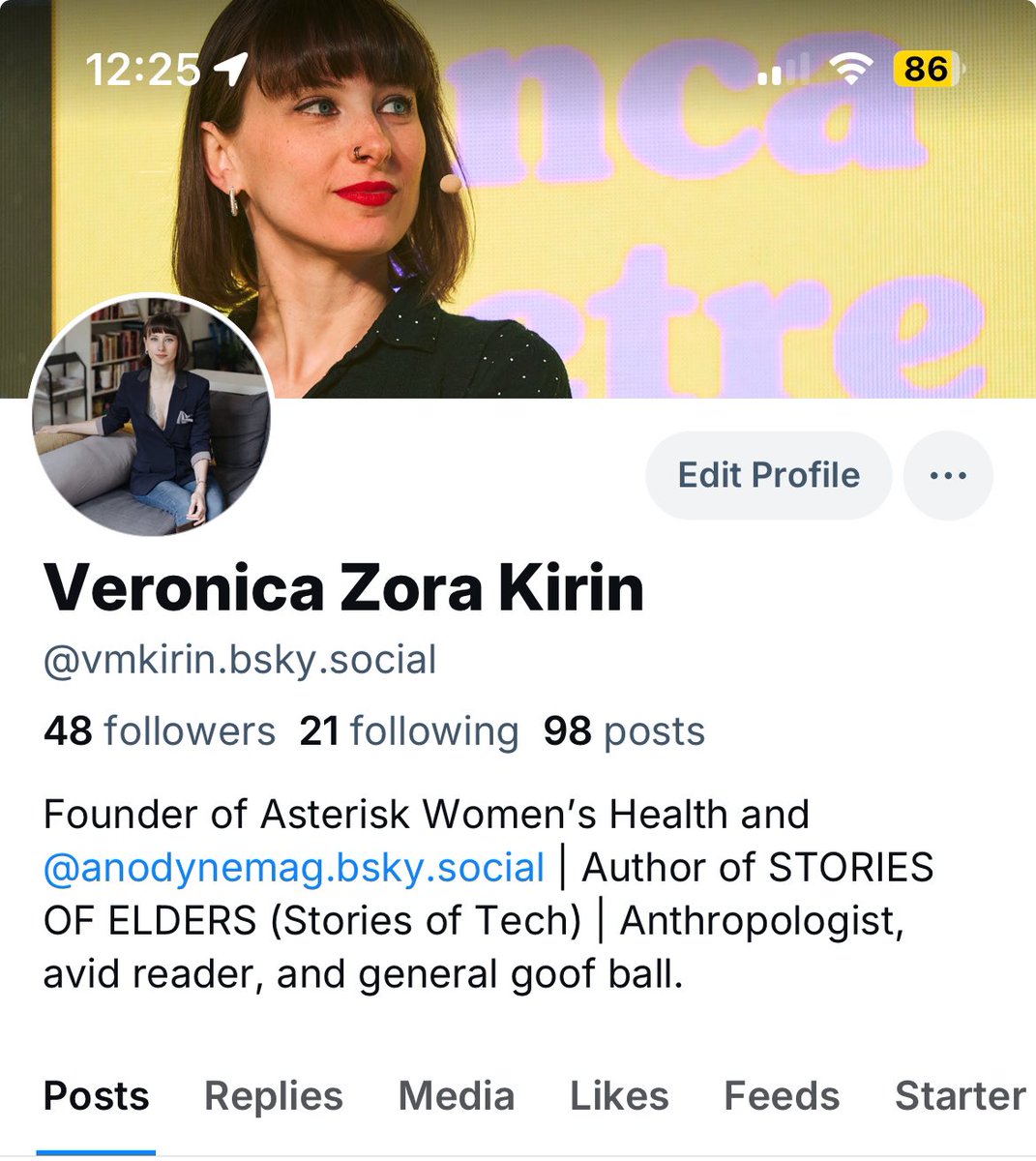 vmkirin's tweet image. Come on over. The water is way nicer. 🦋