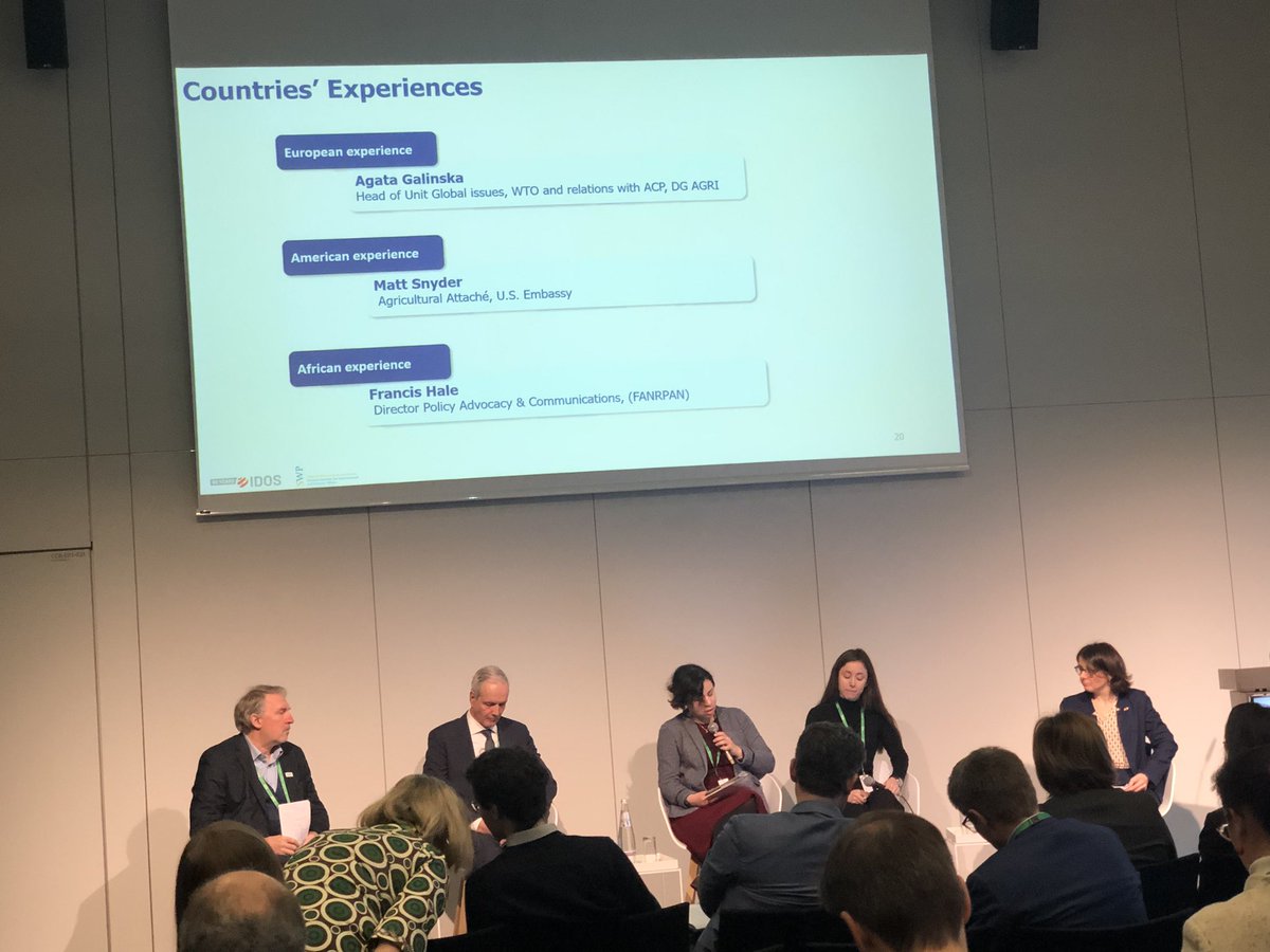 I start the #GFFA2025 in Berlin with the side event: „The new geopolicy in food security“ by opening words of organizers <a href="/BettinaRudloff/">Bettina Rudloff</a> (<a href="/SWPBerlin/">SWP Berlin</a> ) and @AnnaK_Hornidge (<a href="/IDOS_research/">IDOS_research</a>) and panel comprising of <a href="/Jo_Swinnen/">Johan Swinnen</a> (<a href="/IFPRI/">IFPRI</a> ) and Michael Werz 👇
gffa-berlin.de/en/gffa-homepa…